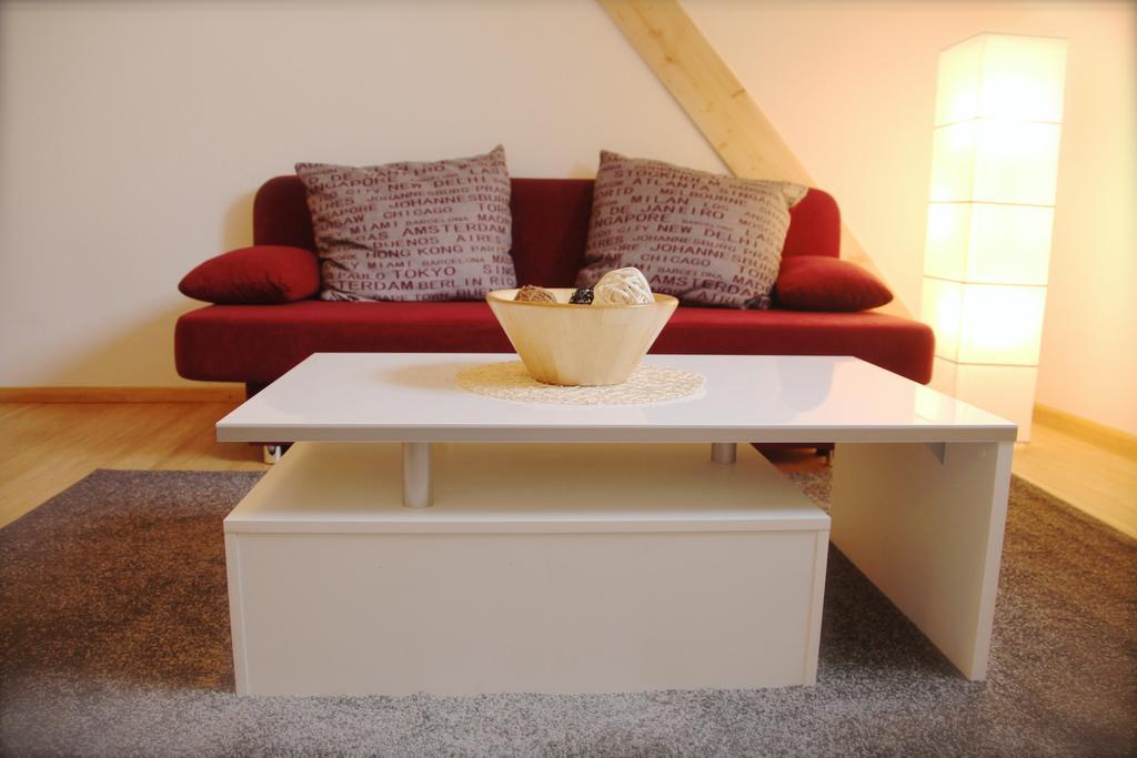 Ferienwohnung Kirchturmblick Euren Trier Exterior foto